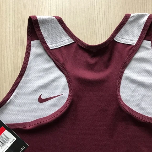 Nike Red Athletic Work Out Tank Top - Picture 9 of 10